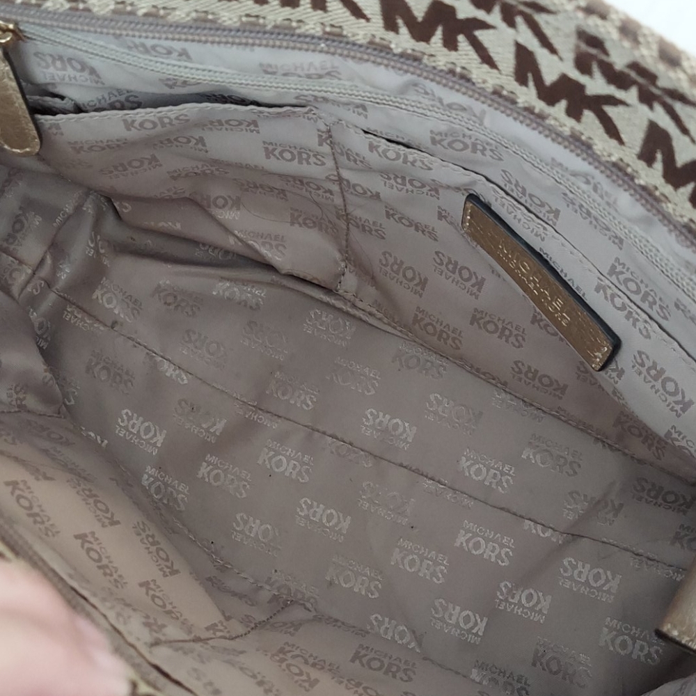 Purse - Picture 4 of 5